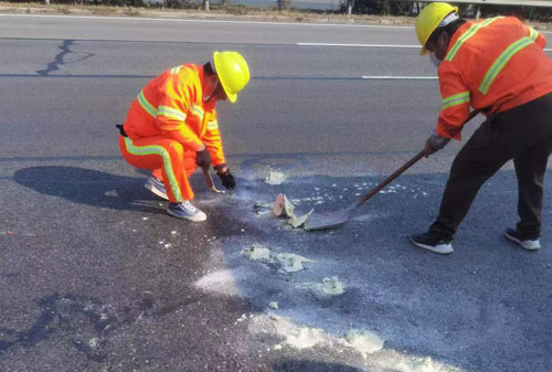 云岩公路下沉注浆加固